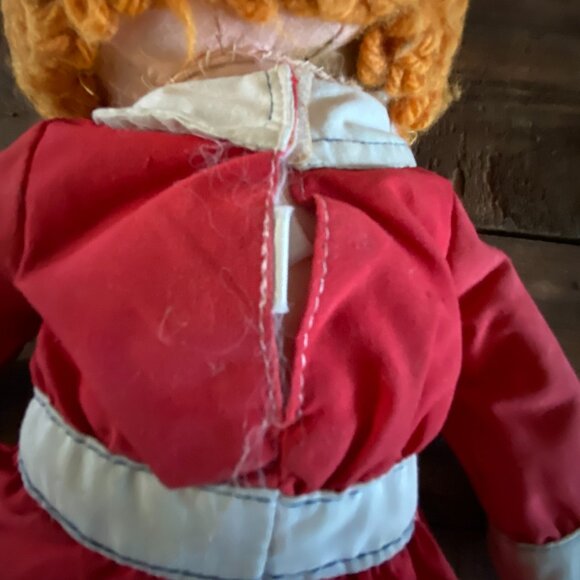 ANNIE W/DOG - Picture 7 of 8